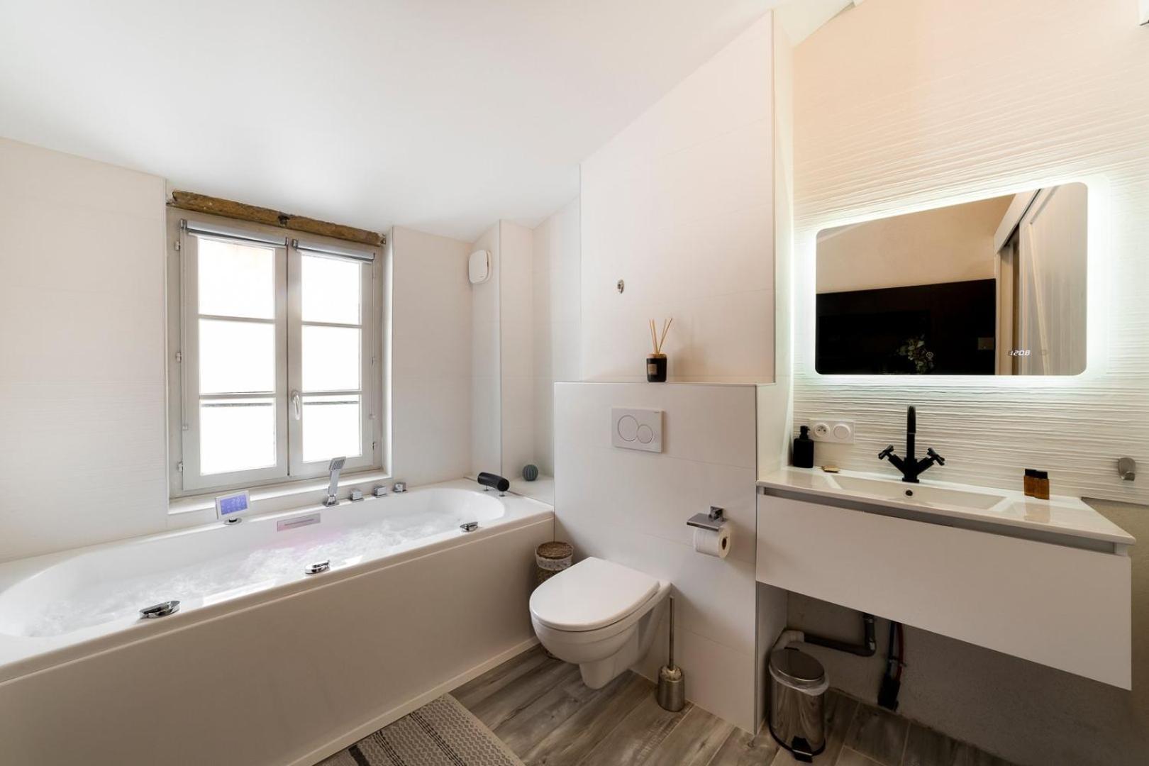 Sky'Room - Jacuzzi & Vue - Vieux ลียง ภายนอก รูปภาพ